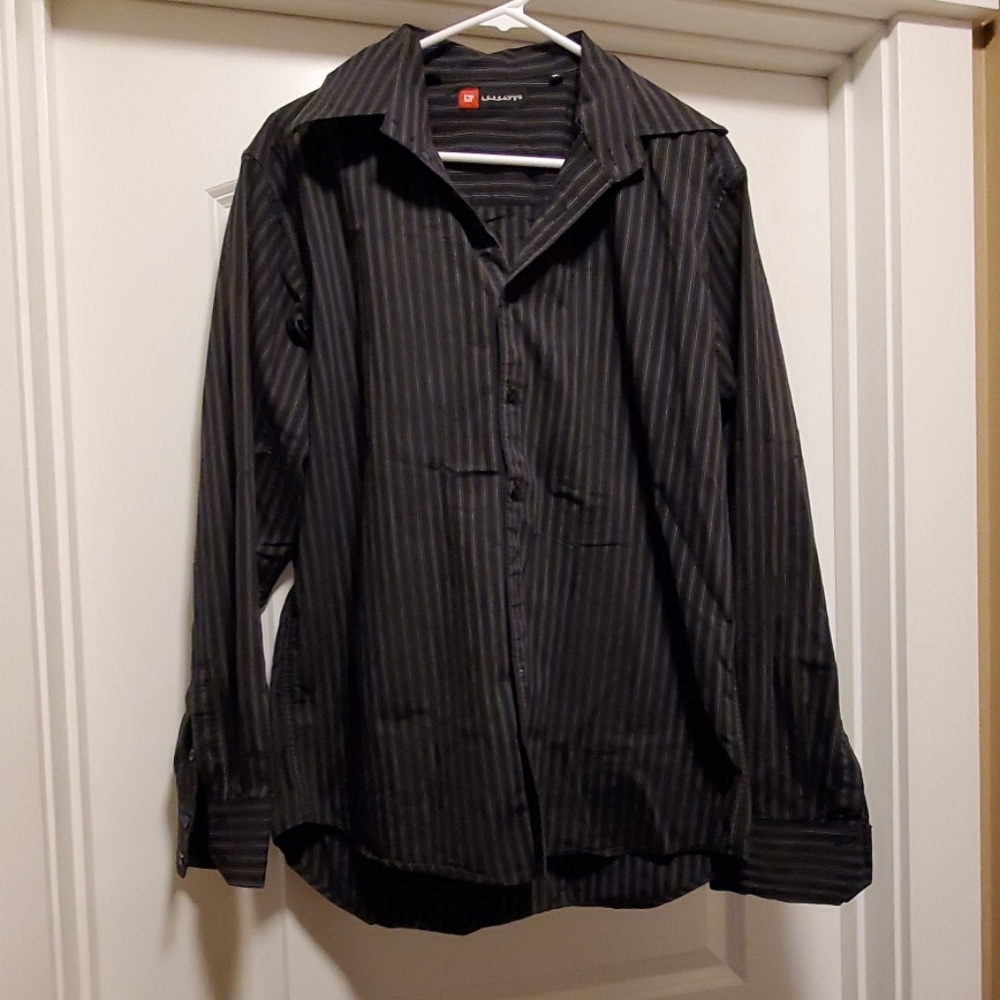 Levelten button down